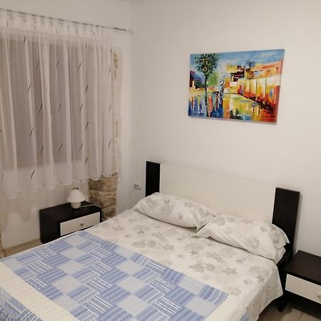 Apartment Elena Бале Номер фото