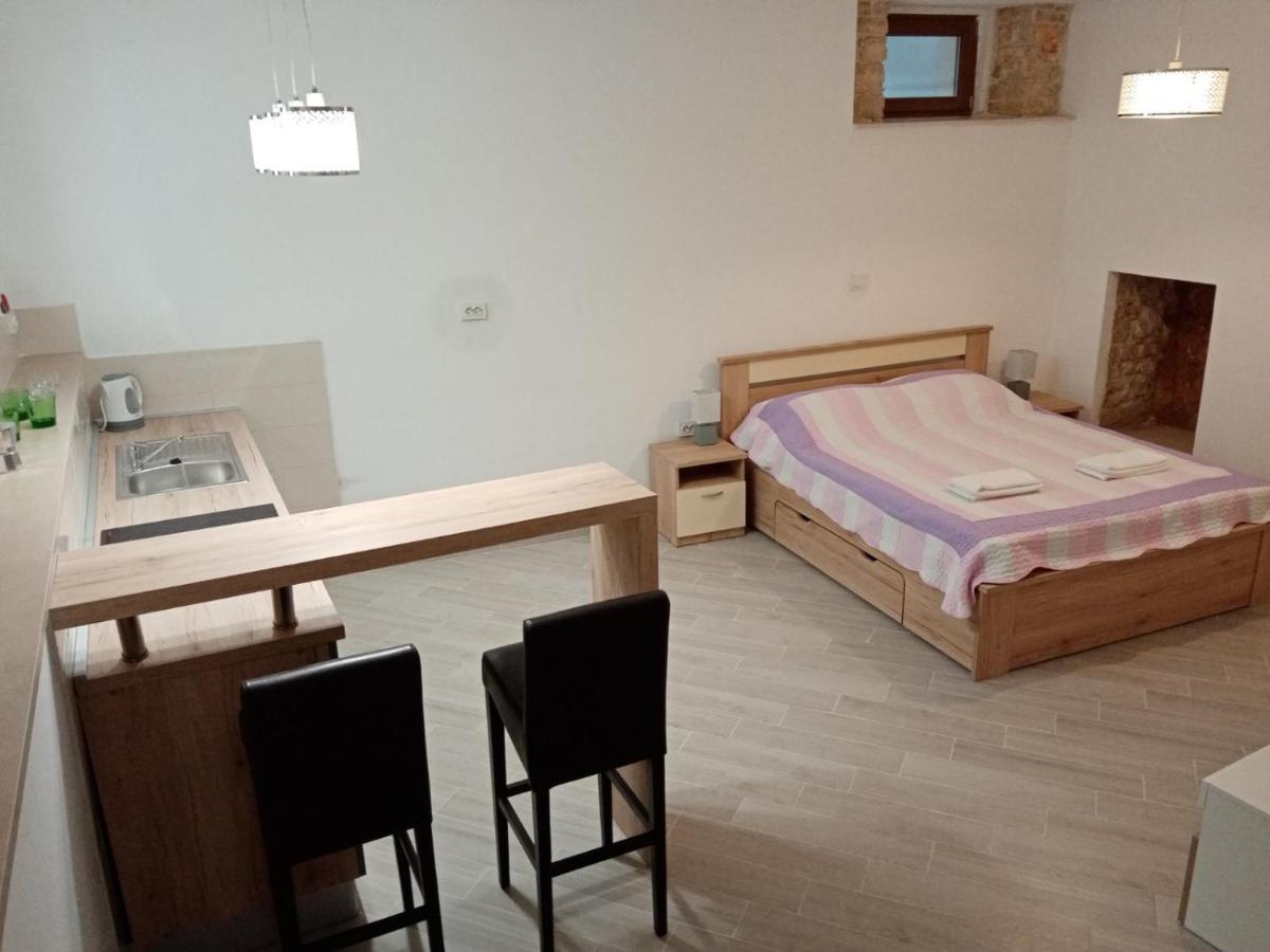 Apartment Elena Бале Экстерьер фото