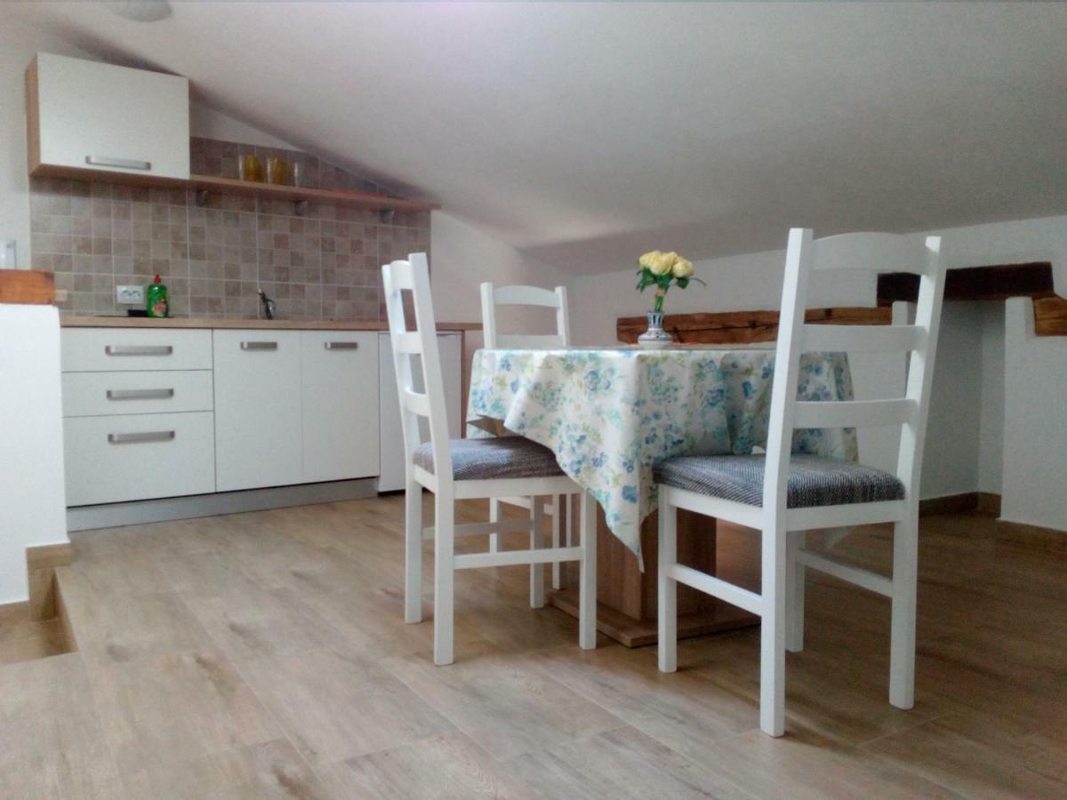 Apartment Elena Бале Экстерьер фото