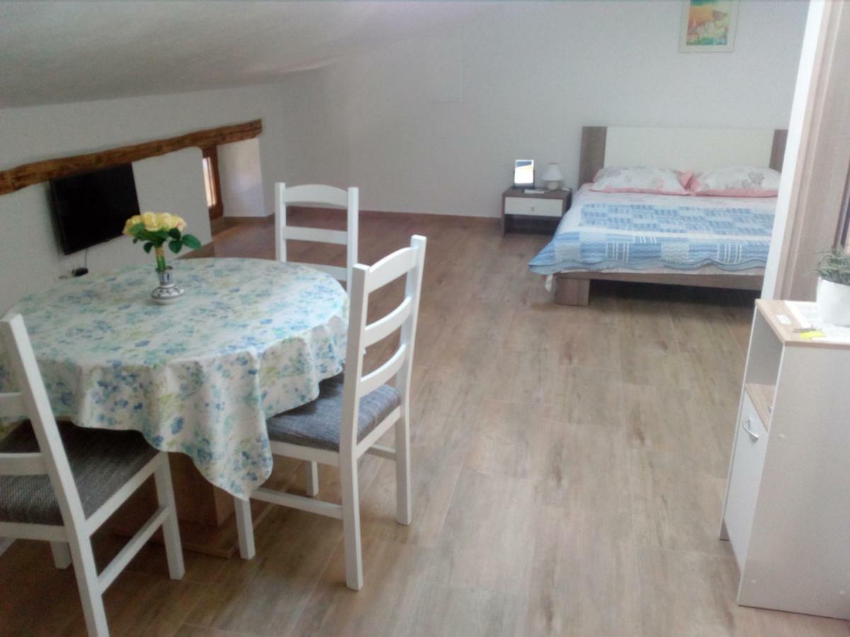 Apartment Elena Бале Экстерьер фото
