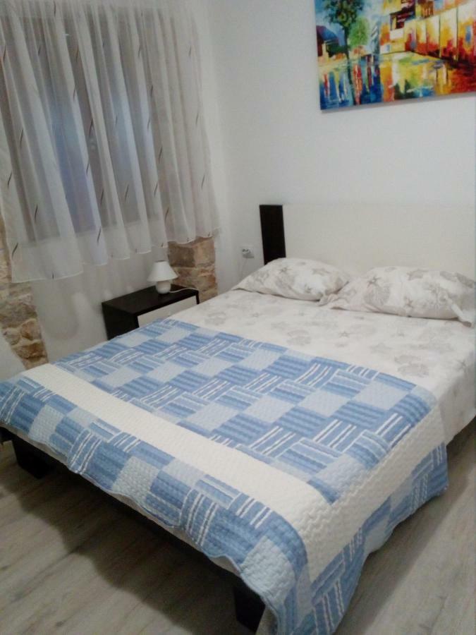 Apartment Elena Бале Экстерьер фото